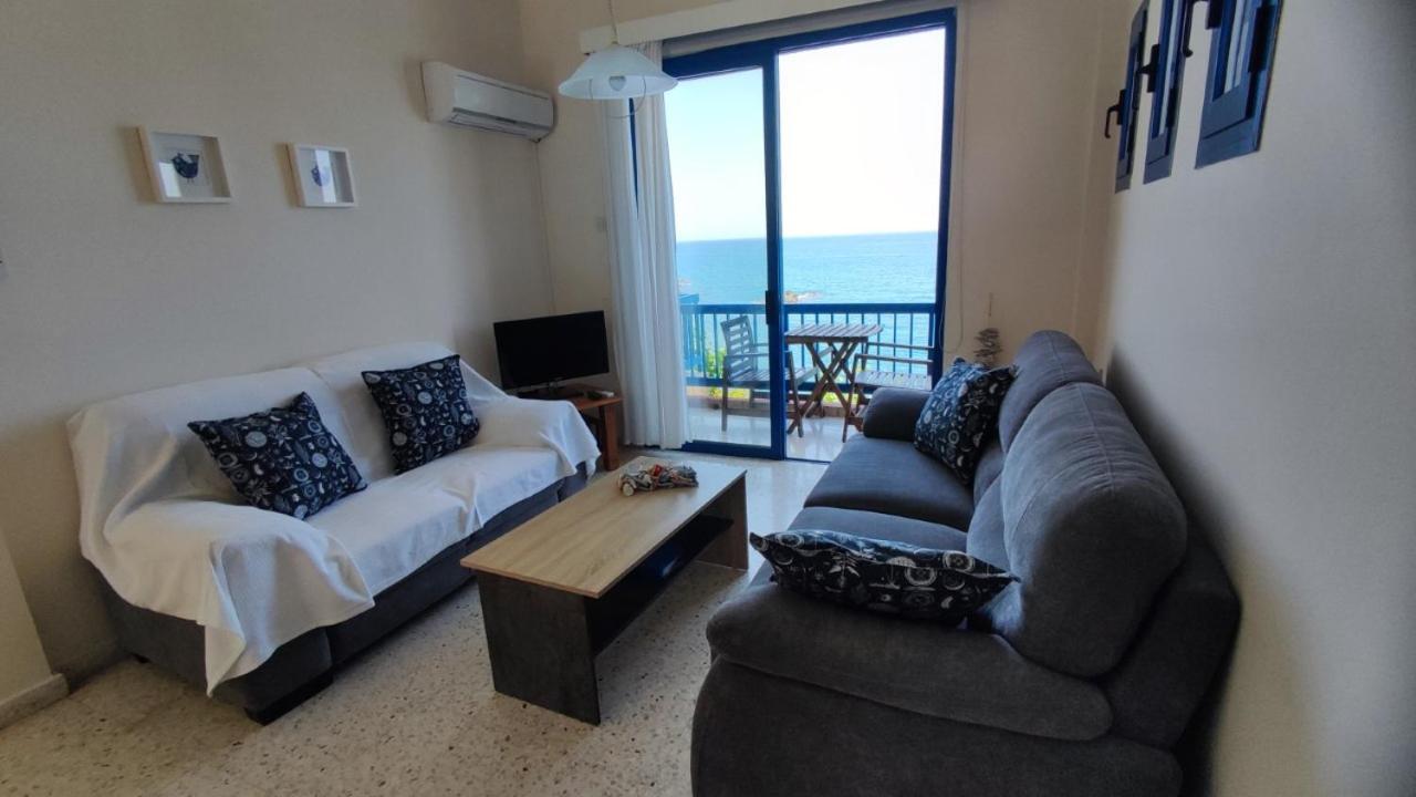 Mourayio Apartments Pomos Exterior photo